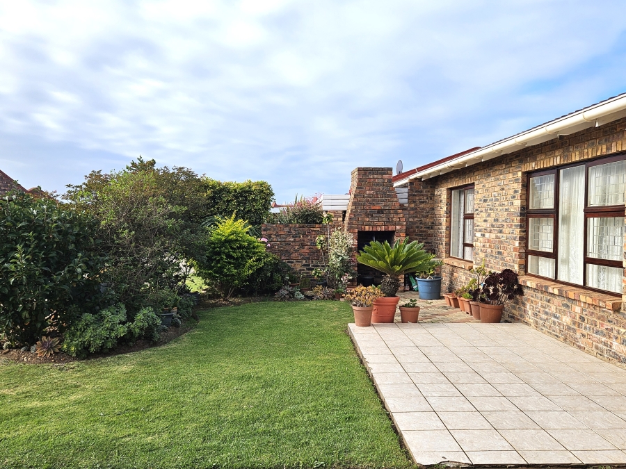 2 Bedroom Property for Sale in C Place Eastern Cape